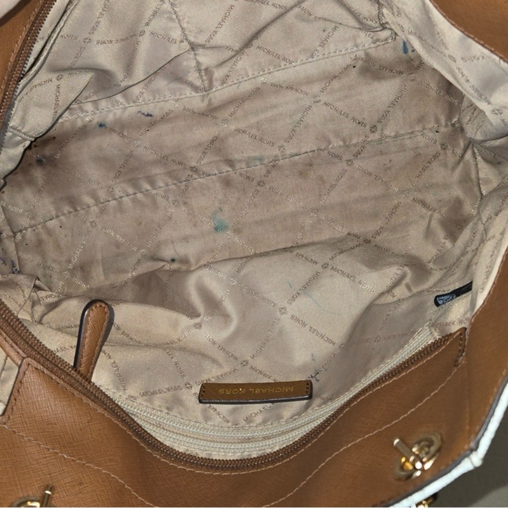 Michael Kors Signature White & Tan Tote - Picture 4 of 4